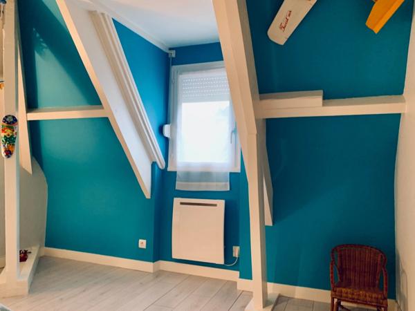 Maison périgourdine à vendre avec piscine et verger – campagne proche ville