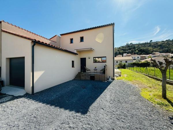 VILLA T5 NORMES RT2012 AVEC GARAGE