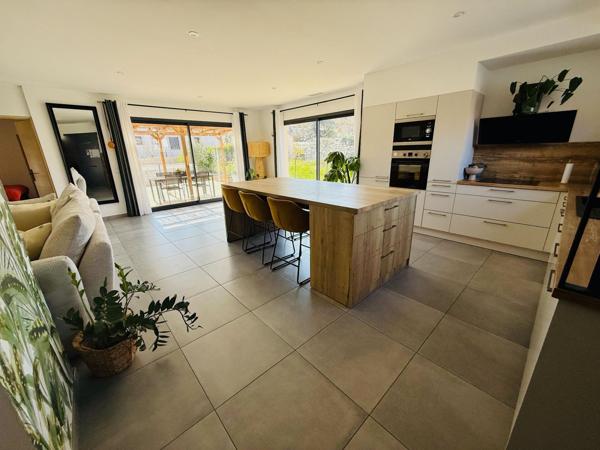 VILLA T5 NORMES RT2012 AVEC GARAGE