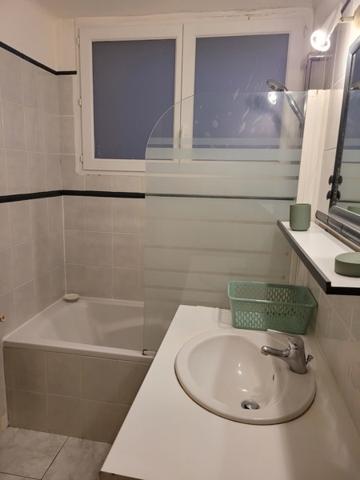 Appartement à louer 580 € CC La Souterraine 3 p 94 m² DPE D