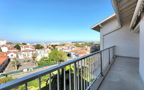 Appartement à vendre    4 pièces • 86,40 m2 Biarritz