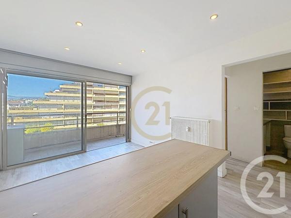 Appartement F2 à vendre  2 pièces - 28,58 m 2   CANNES LA BOCCA  - 06