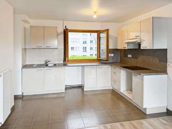 Appartement à vendre 3 pièces MONTREUIL (93)