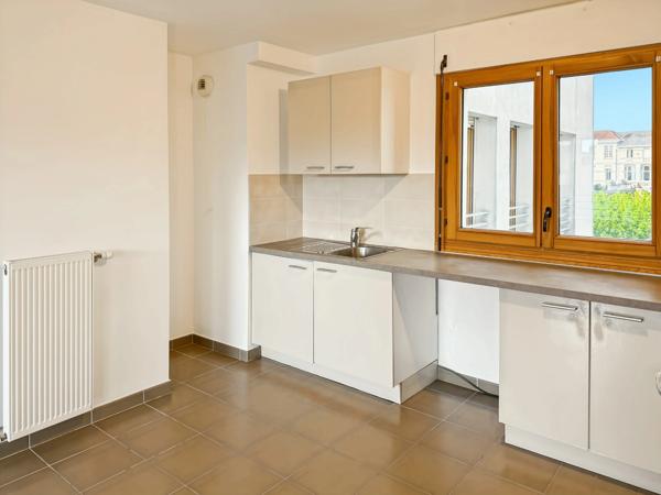 Appartement à vendre 3 pièces MONTREUIL (93)