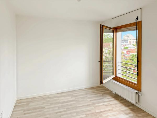 Appartement à vendre 3 pièces MONTREUIL (93)