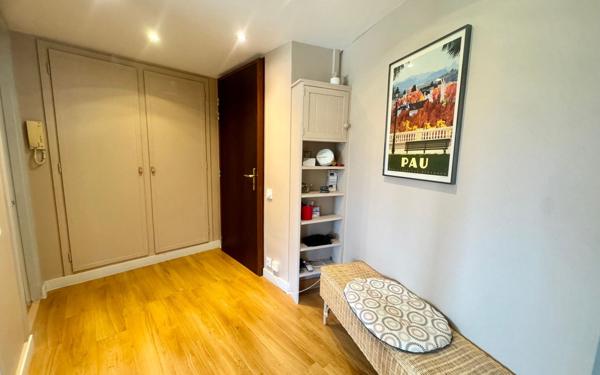 Appartement à vendre    3 pièces • 77 m2 Pau