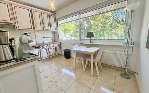 Appartement à vendre    3 pièces • 77 m2 Pau