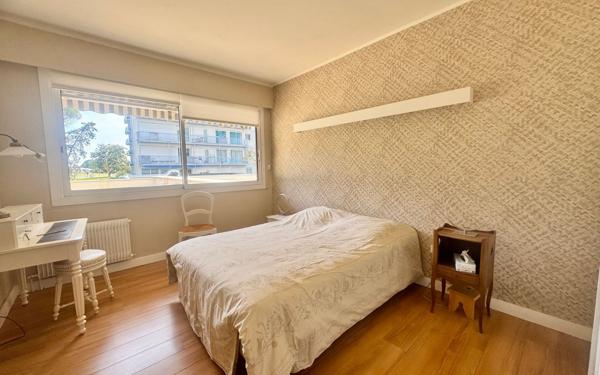 Appartement à vendre    3 pièces • 77 m2 Pau