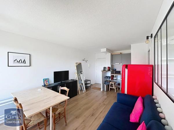 Appartement à louer 1 pièce 30.7m² Lyon (69008)