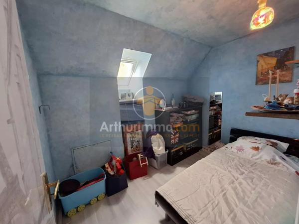 Vente                                                      Maison
                        
                     6 pièces                      130 m2                     à Rozay-en-Brie