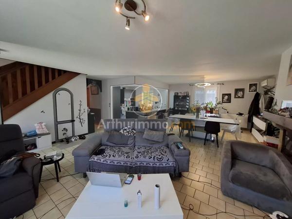 Vente                                                      Maison
                        
                     6 pièces                      130 m2                     à Rozay-en-Brie