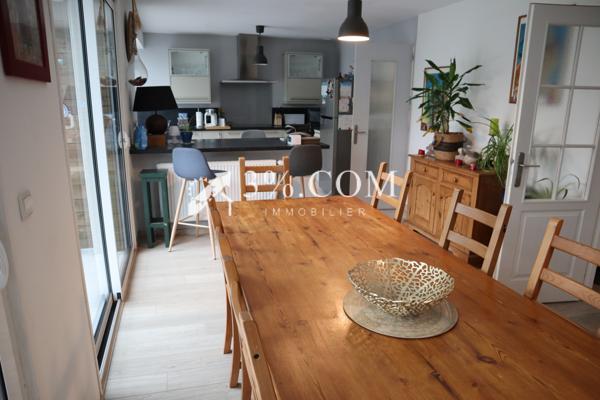 Maison 6 pièce(s) 4 chambre(s) 141 m²