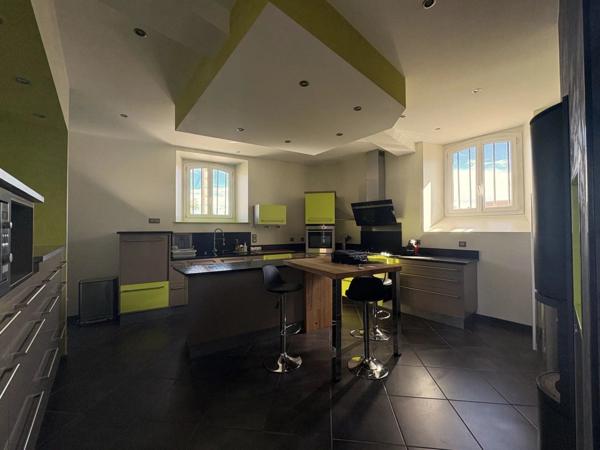 Vente Maison 16 pièces 564 m2 à Tarbes