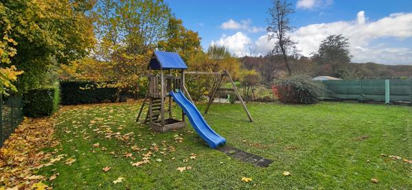 90100 FLORIMONT - MAISON 8 PIECES - 5 CHAMBRES - PISCINE - 2 GARAGES - DPE B en 2026