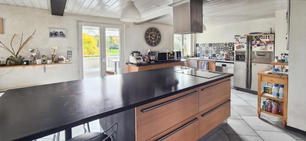 90100 FLORIMONT - MAISON 8 PIECES - 5 CHAMBRES - PISCINE - 2 GARAGES - DPE B en 2026