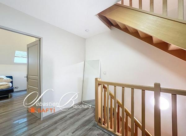 À vendre – Maison de ville rénovée à Lancrans (01200)