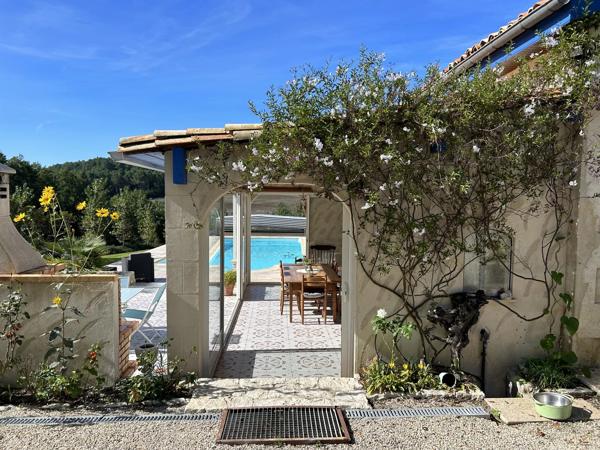 Magnifique propriété dans un cadre idyllique avec gîte générateur de revenus