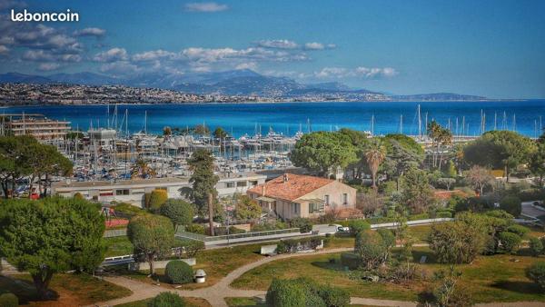 Marina baie des anges T2 - Vue mer et terrasse Climatisé - Etage élévé