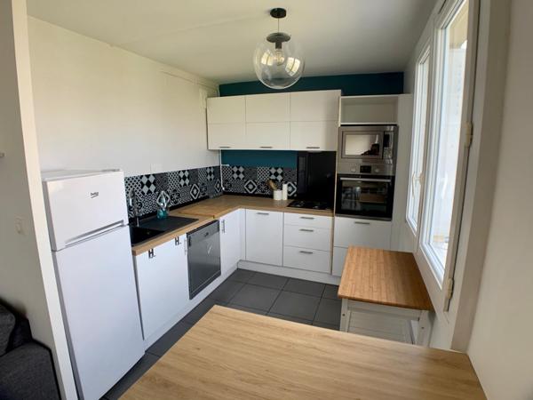 Location
                Appartement56,63 m² - 3 Pièces -
                    MONTAUBAN (82000)