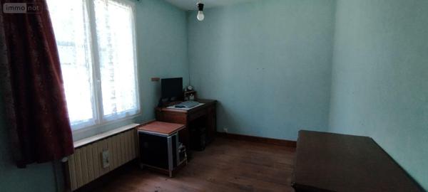 Maison à vendre à Crécy-sur-Serre dans l'Aisne (02270), ref : 02014/827