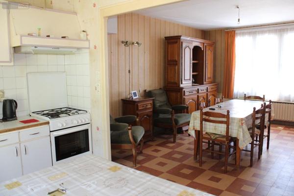 Maison à vendre à Crécy-sur-Serre dans l'Aisne (02270), ref : 02014/827