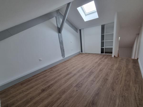 MARMANDE EXCEPTIONEL T1 BIS DANS IMMEUBLE DE STANDING