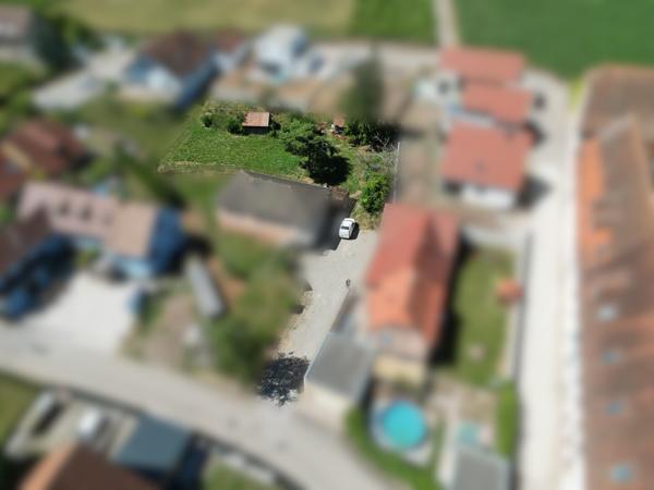 Terrain à bâtir de 889 m²