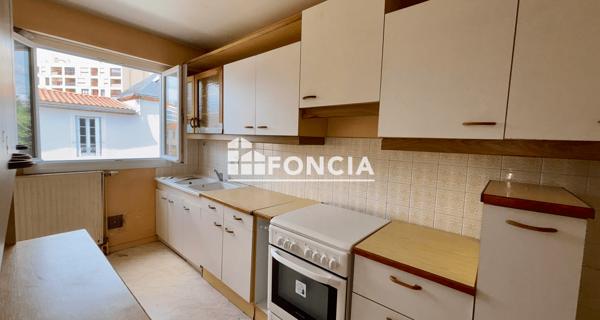 À vendre Appartement 3 pièces 68 m² - La Roche-sur-yon 85000