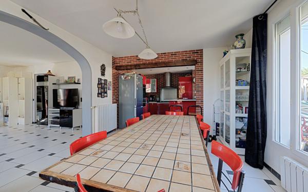 Maison à vendre    7 pièces • 144 m2 Neuilly-Plaisance