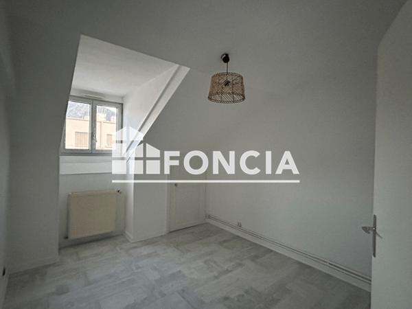 Location Appartement 3 pièces 44.67 m² - 25 AVENUE DU VERCORS Fontaine 38600