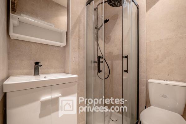 Appartement  2 pièces ou local activitél liberale -  29 m2- 75108
