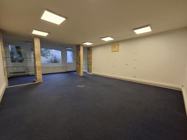 Location Local commercial 93 M² - Mirepoix (09500)