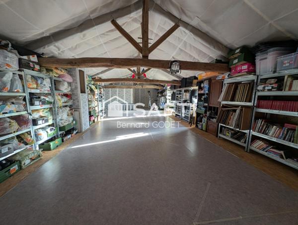 Ensemble immobilier rural avec dépendances équestres