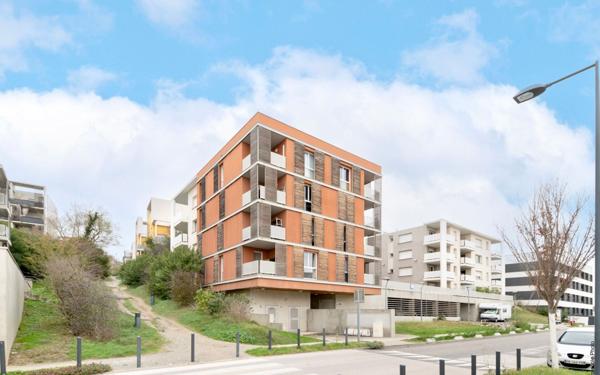 Appartement à vendre    4 pièces • 81,84 m2 Ramonville-Saint-Agne