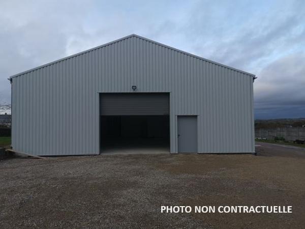 Sillé-le-Guillaume (72140) SILLE LE GUILLAUME LOCAL RECENT 350 M²