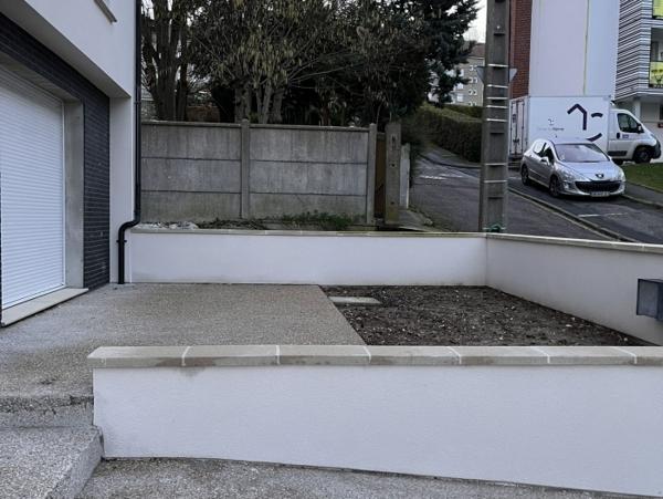 Location Maison 5 pièces Notre-Dame-de-Bondeville (76960) - proche des commerces et des transports
