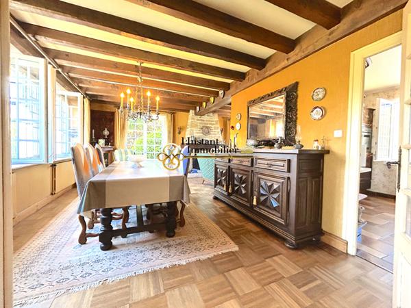 Propriété en pierre de 160m2 à vendre à Roscoff.