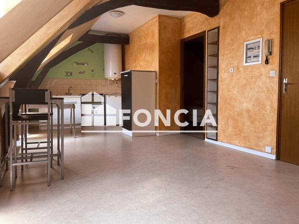 Location Appartement 2 pièces 32.14 m² - 24 RUE ARISTIDE BRIAND Sable Sur Sarthe 72300