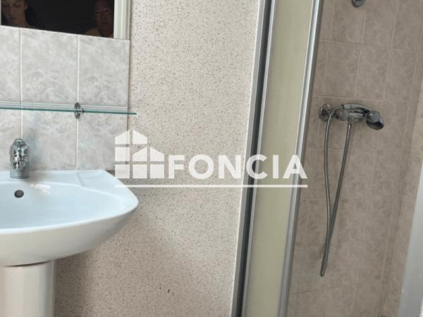Location Appartement 2 pièces 32.14 m² - 24 RUE ARISTIDE BRIAND Sable Sur Sarthe 72300