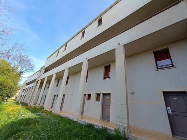 Appartement à vendre    3 pièces • 36 m2 Barjac