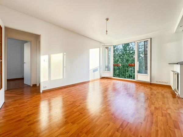 Appartement 3 pièces très lumineux proche RER , Bièvres, DPE D