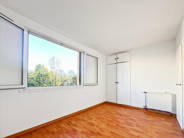 Appartement 3 pièces très lumineux proche RER , Bièvres, DPE D