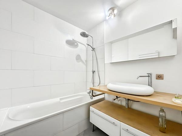 Appartement 3 pièces très lumineux proche RER , Bièvres, DPE D