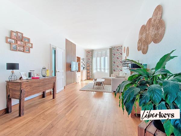 Maison de ville clé en main, 4 chambres, jardin et garage en centre de CONCHES EN OUCHE