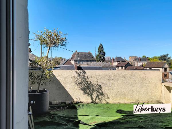 Maison de ville clé en main, 4 chambres, jardin et garage en centre de CONCHES EN OUCHE