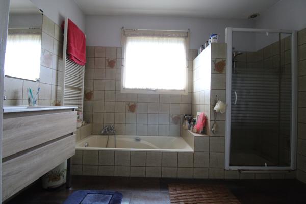 Lacaune (81230) Maison 180 m² habitables avec sous-sol complet et équipements modernes