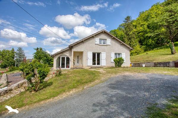 Maison à vendre 159 000 € Terrasson-Lavilledieu 4 p 98 m² DPE E