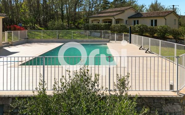 Maison à vendre    4 pièces •  Ruoms