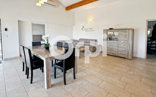 Maison à vendre    4 pièces •  Ruoms