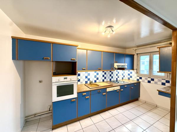 Bondy (93140) centre-ville 3 Pièces avec balcon, parking